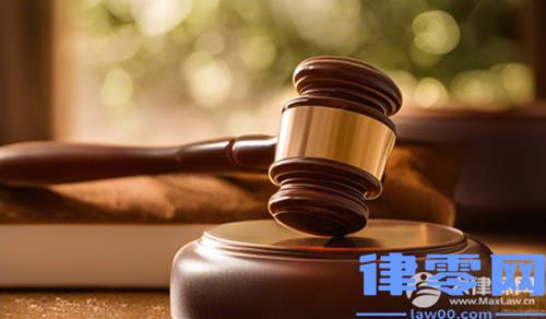 2024年自首在刑法中的具体定义是什么？