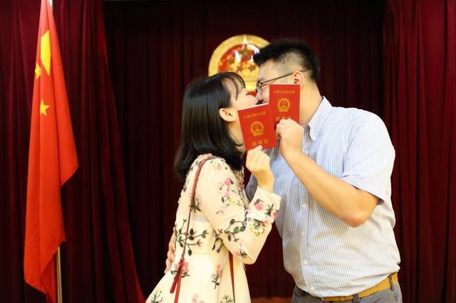 宣布结婚的创意短句（领证＋婚礼）